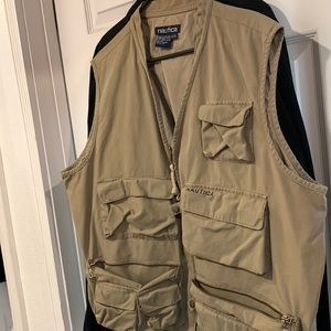 Rare 80-90’s multi use tactical vest Náutica size